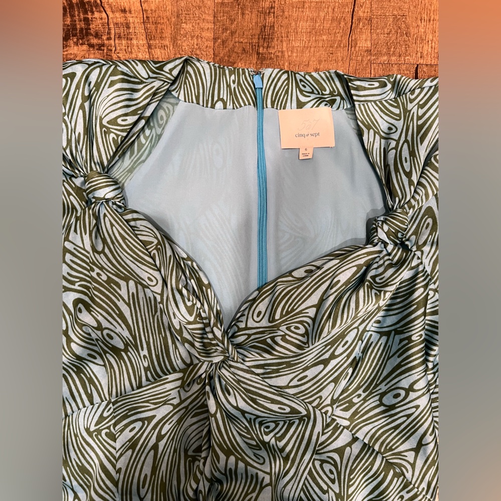 cinq a sept Green Swirl Midi Dress - Picture 6 of 16
